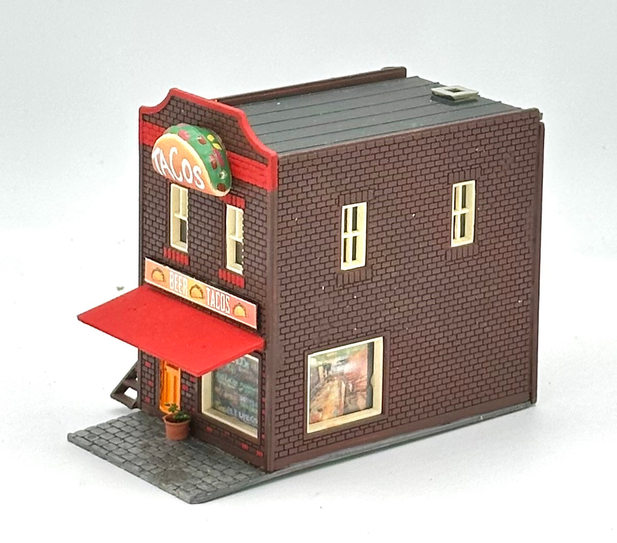 HO Scale 2-Story Brick Built "Beer & Tacos" Restaurant Fully Assembled.