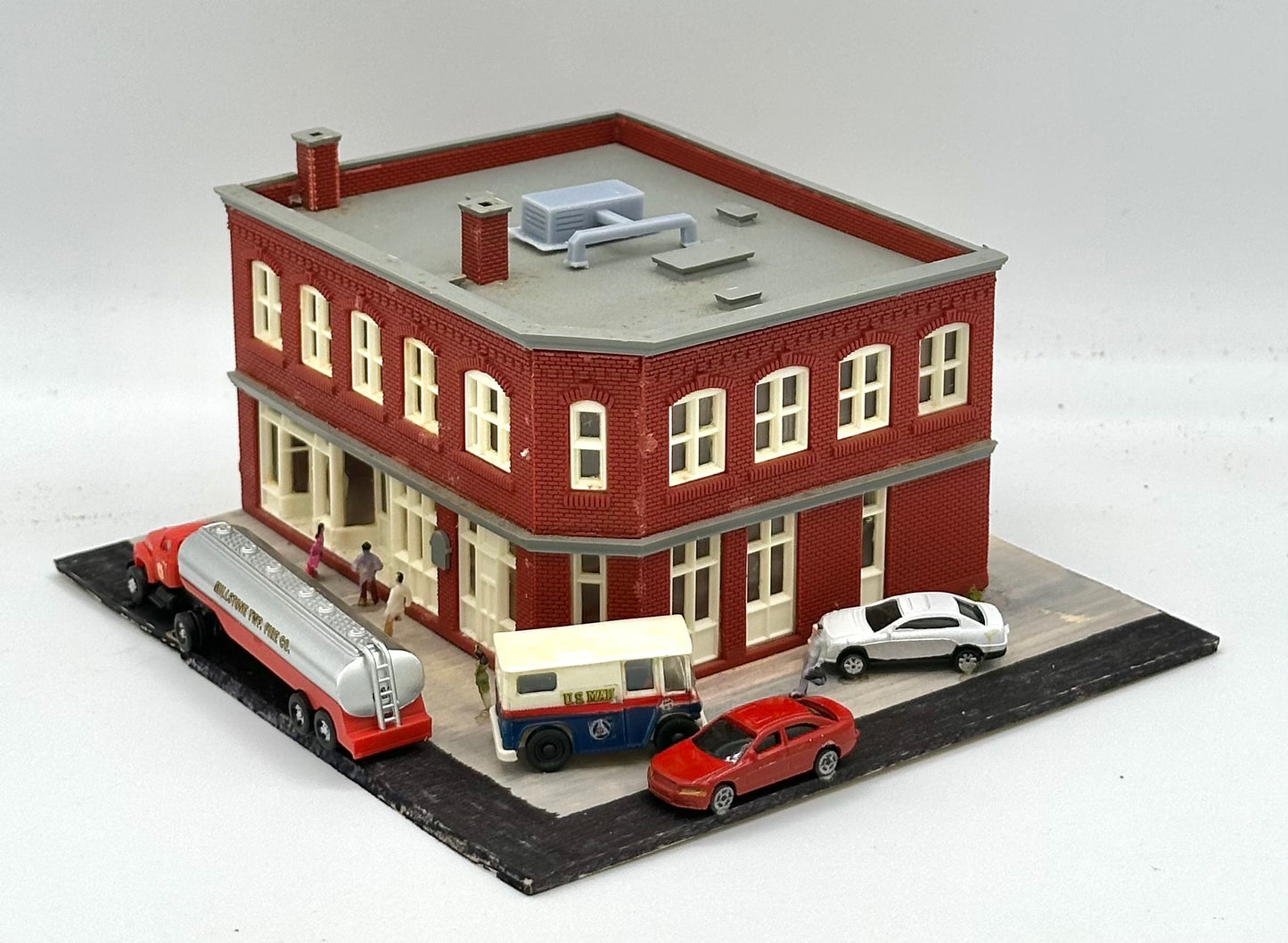 N Scale Custom, 2-Story , Shops/Apartments Lighted Diorama.