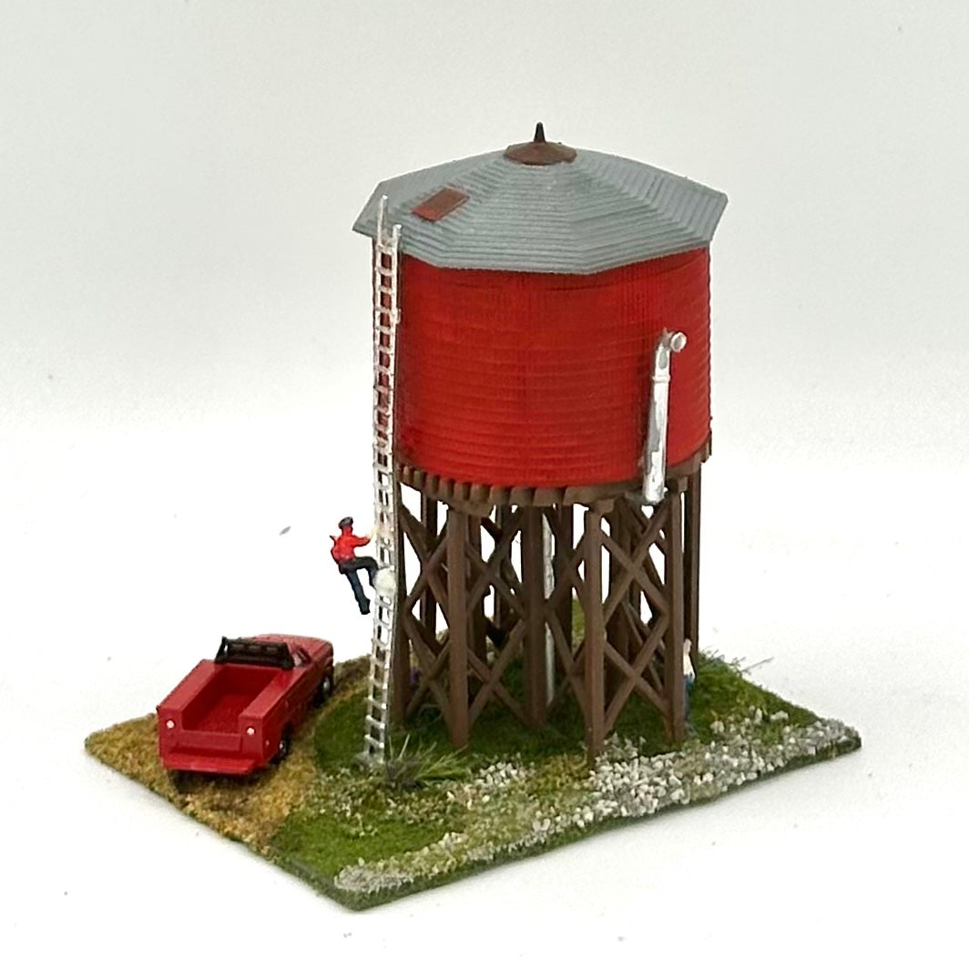 N Scale Trackside Custom Painted Water Storage Tank, Diorama