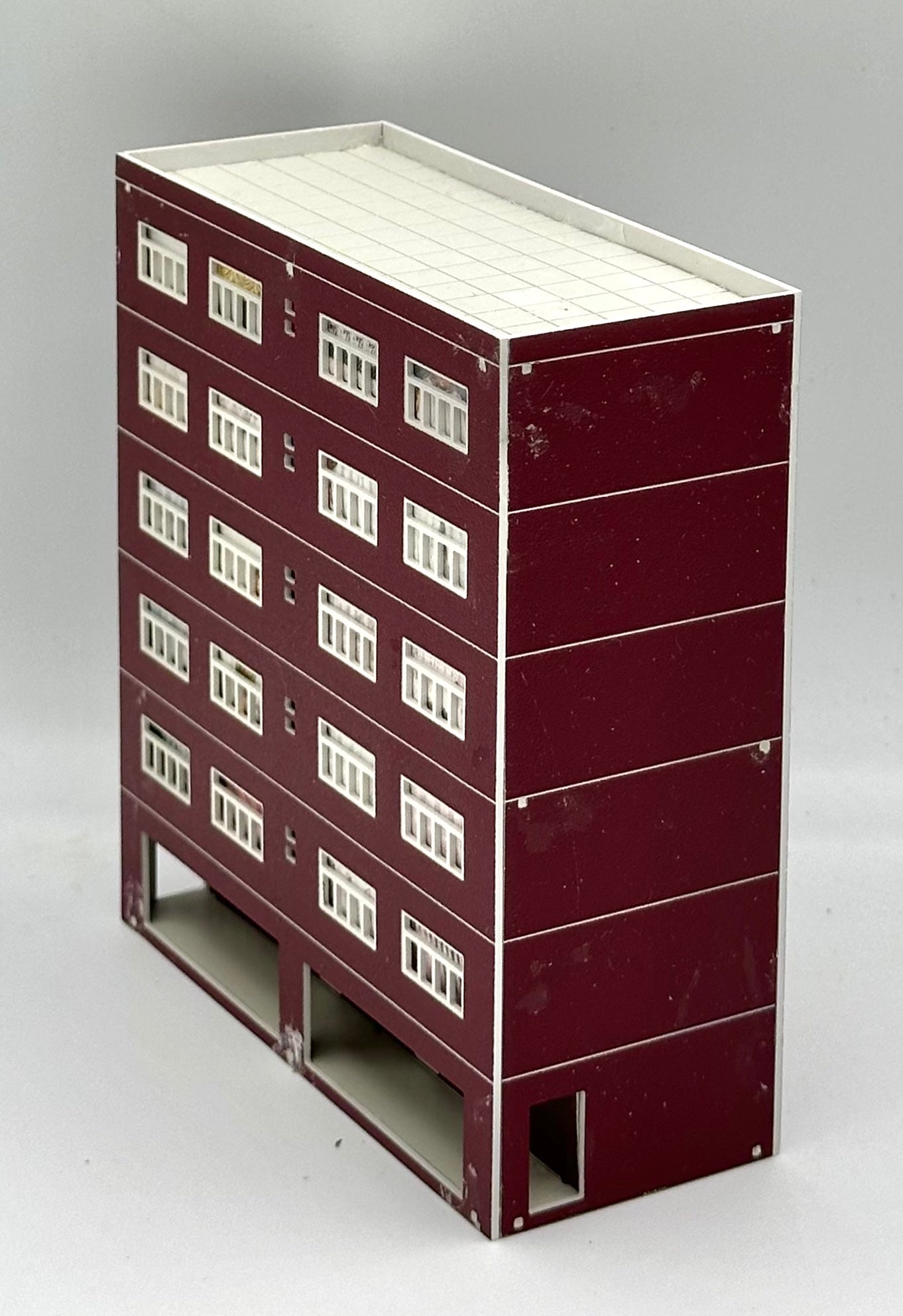 Outlands Style N Scale Custom Built Window Treatments 6-Story Wide Tower Block