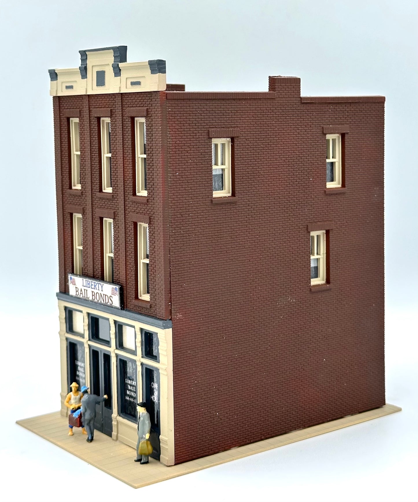 Woodland Scenics HO Scale Custom Built/ Painted "Liberty Bail Bonds" New Diorama