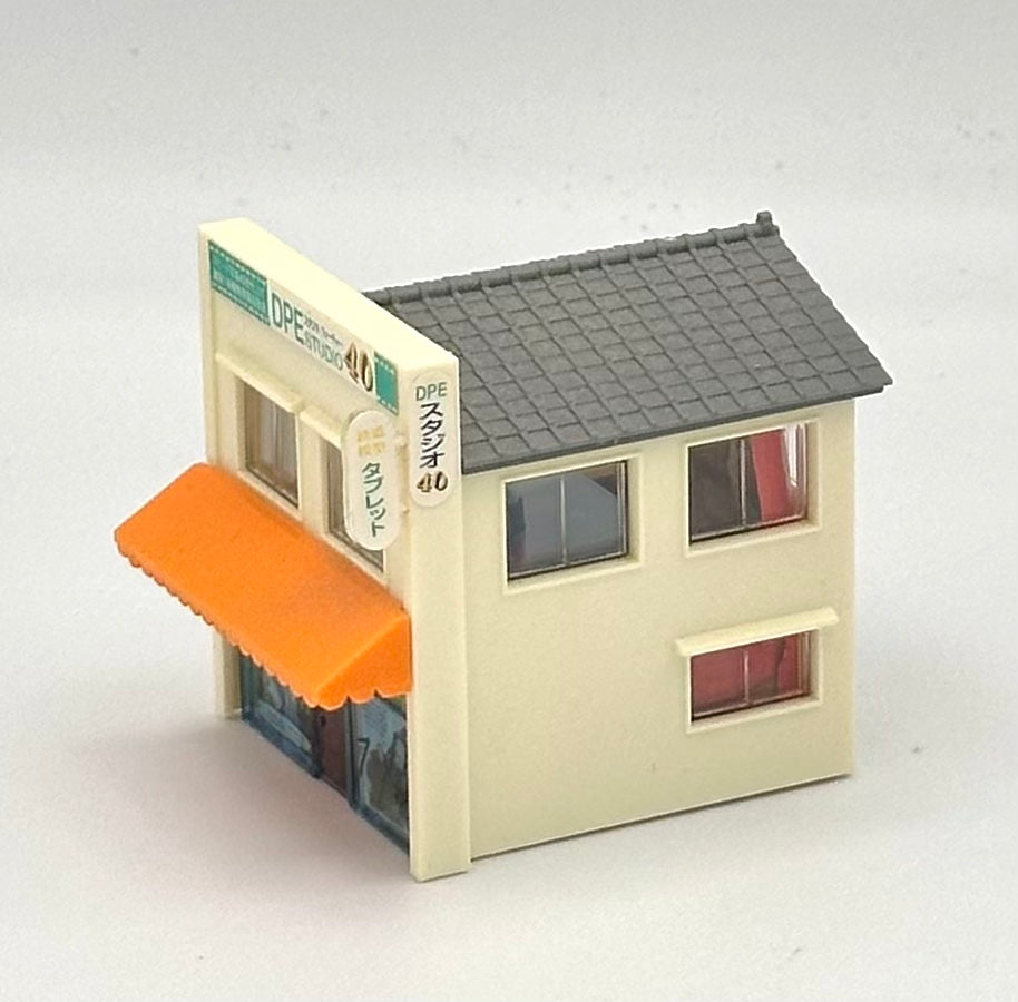 TomyTec N Scale Japanese Style Toy Store Shop "DPE Studio"