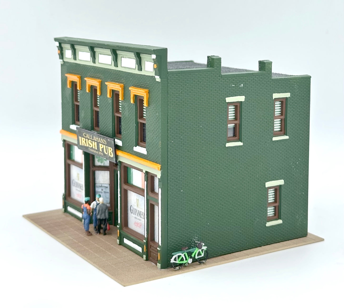 DPM HO Scale 2-Story Custom Painted "Callahan's" Irish Pub/Bar Fully Assembled. Lighted