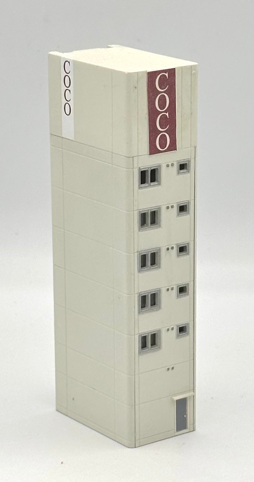TomyTec N Scale Modern Japanese Style 6-Story Shop