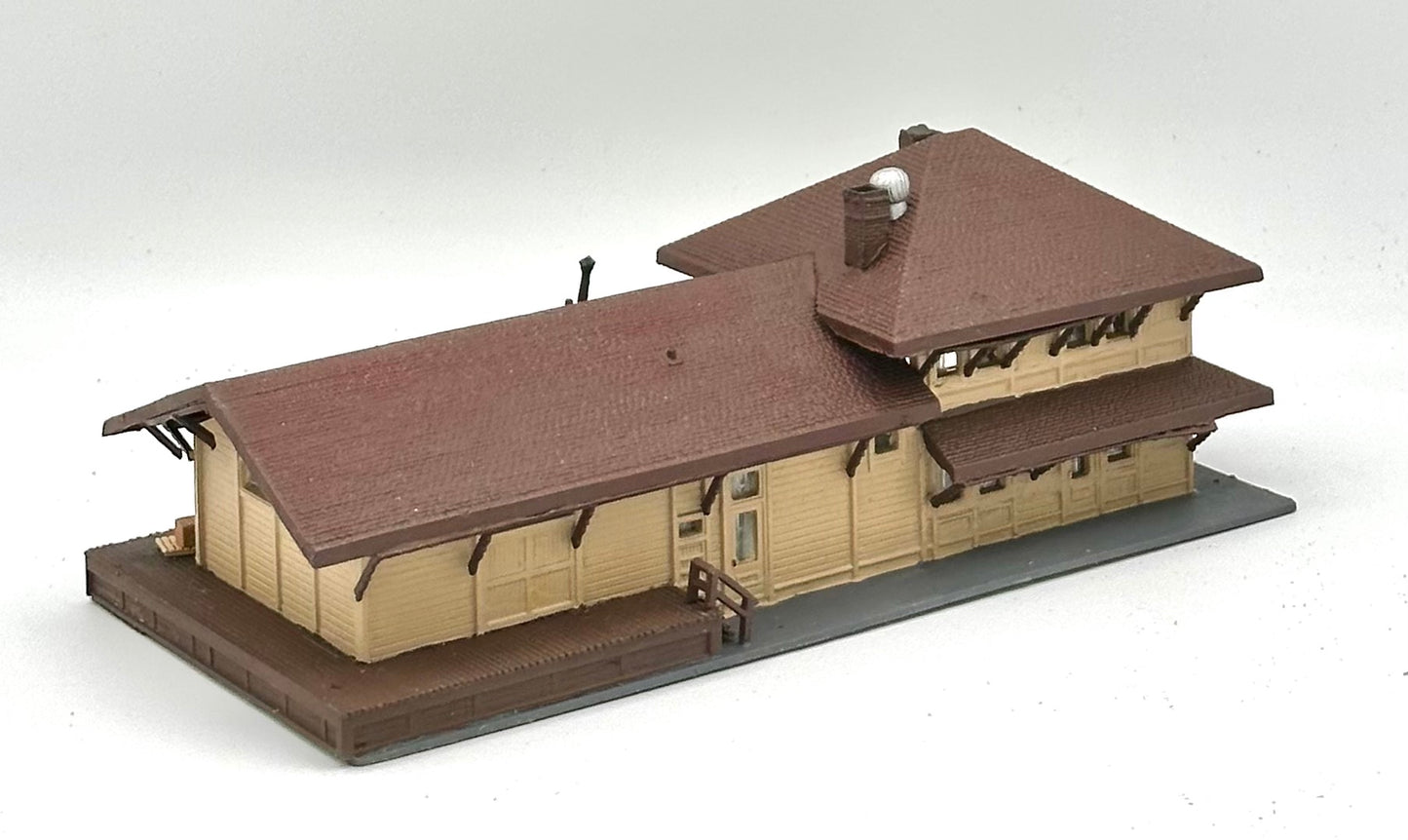 Revel N Scale; "Marysville" Country Train Station, Custom Painted
