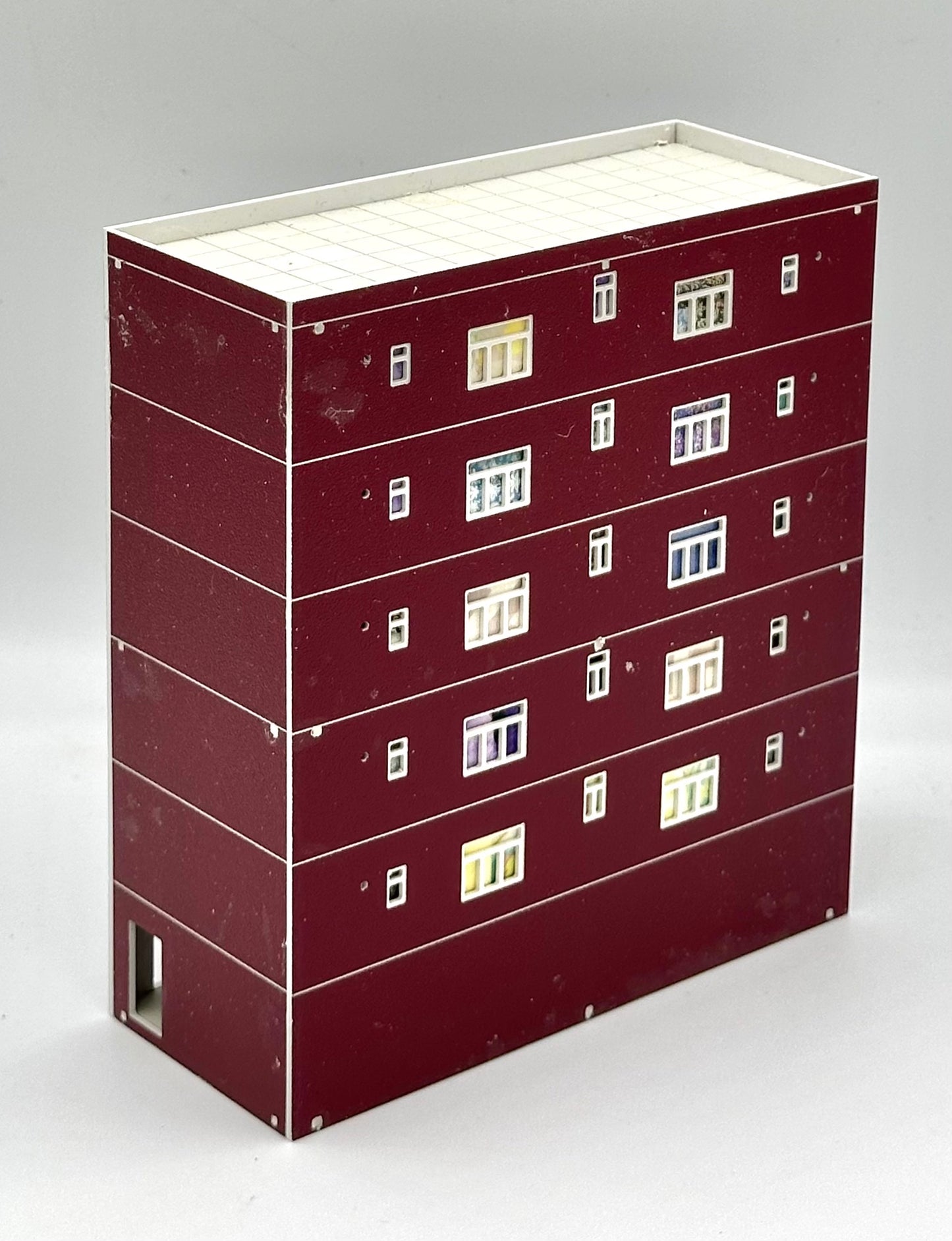 Outlands Style N Scale Custom Built Window Treatments 6-Story Wide Tower Block
