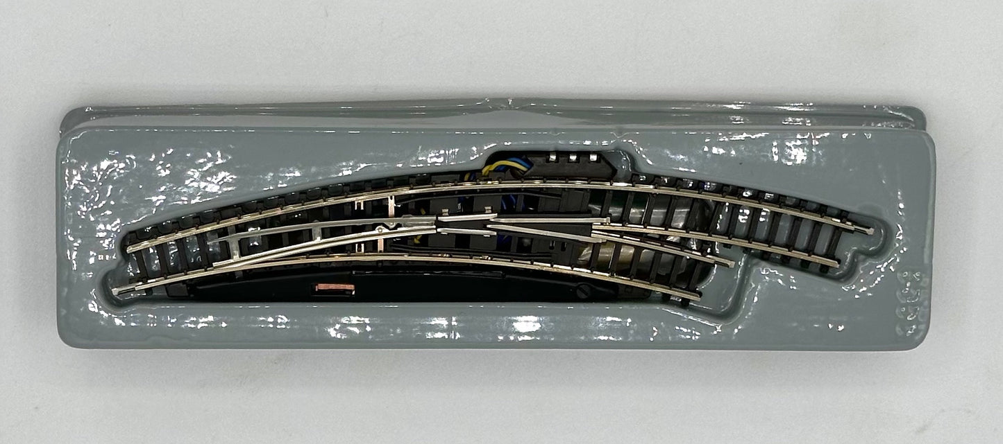 Marklin Z Scale 8569 25mm , r 195mm, 30' Electric Turnout