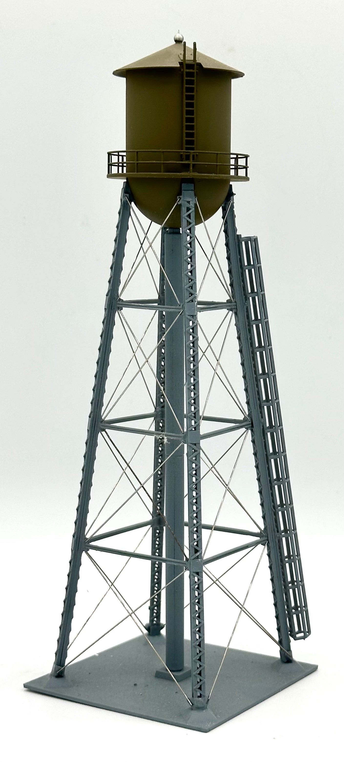 Walthers Cornerstone 933-3815 N Scale City Water Tower
