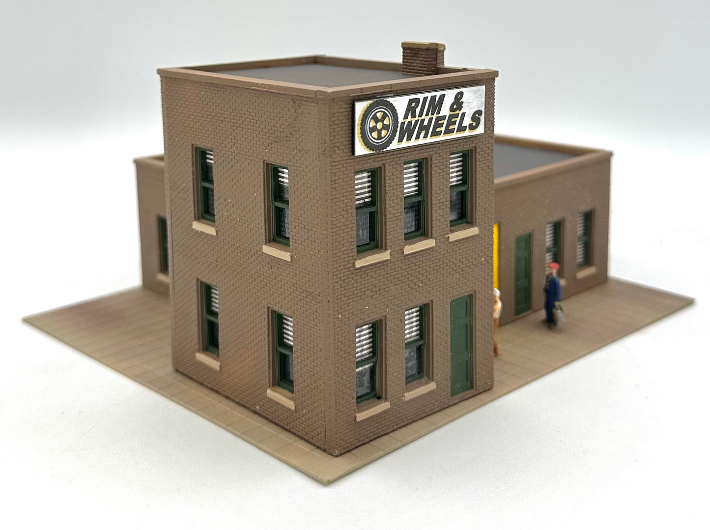 DPM #112 HO Scale 2-Story Brick Built "Rim & Wheels" Warehouse LED Lighted Fully Assembled.
