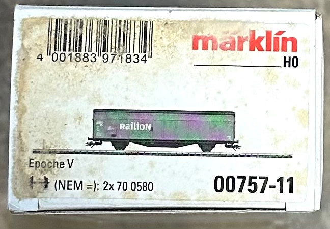 Marklin 00757-11 HO Scale DB Railion Sliding Wall Box Car
