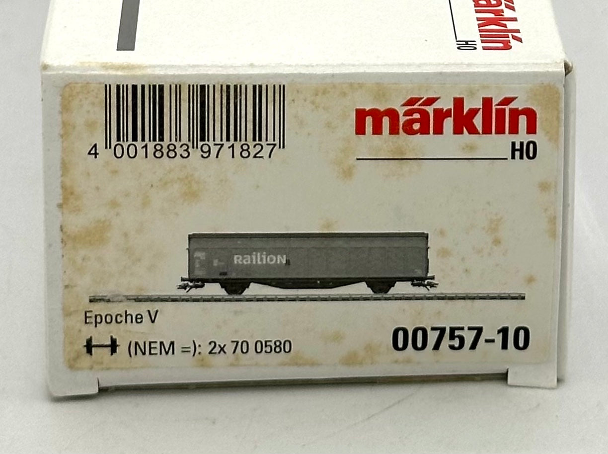 Marklin 00757-10 HO Scale DB Railion Sliding Wall Box Car