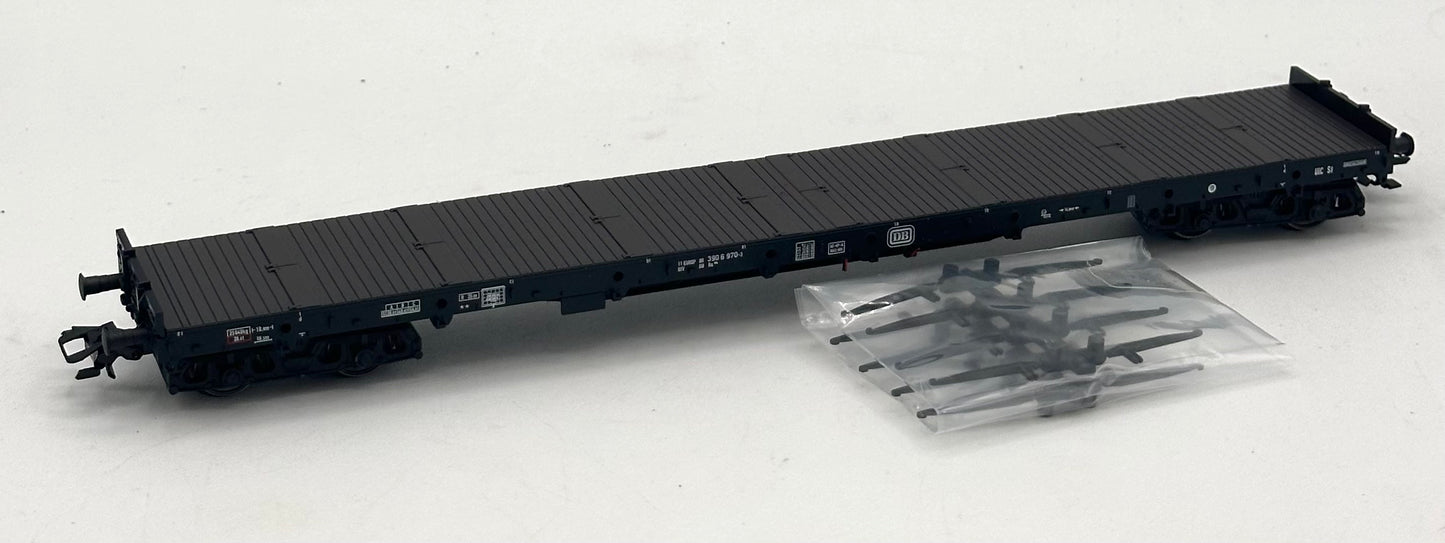 Marklin 47001 HO Scale DB RS684 Flat Car Folding Stakes, Approx 9"/22.9cm Buffer to Buffer
