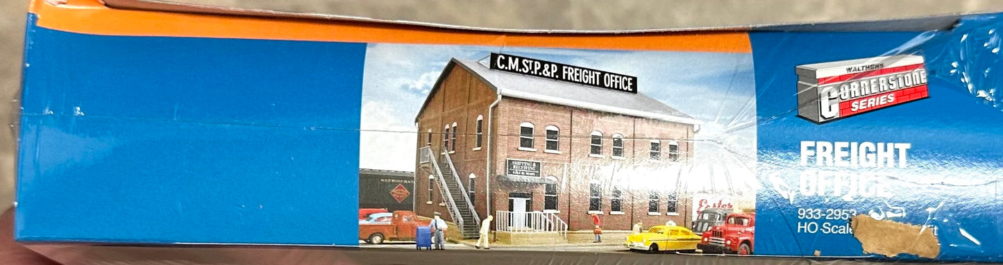 Walthers 933-2953 HO Scale Freight Office Kit