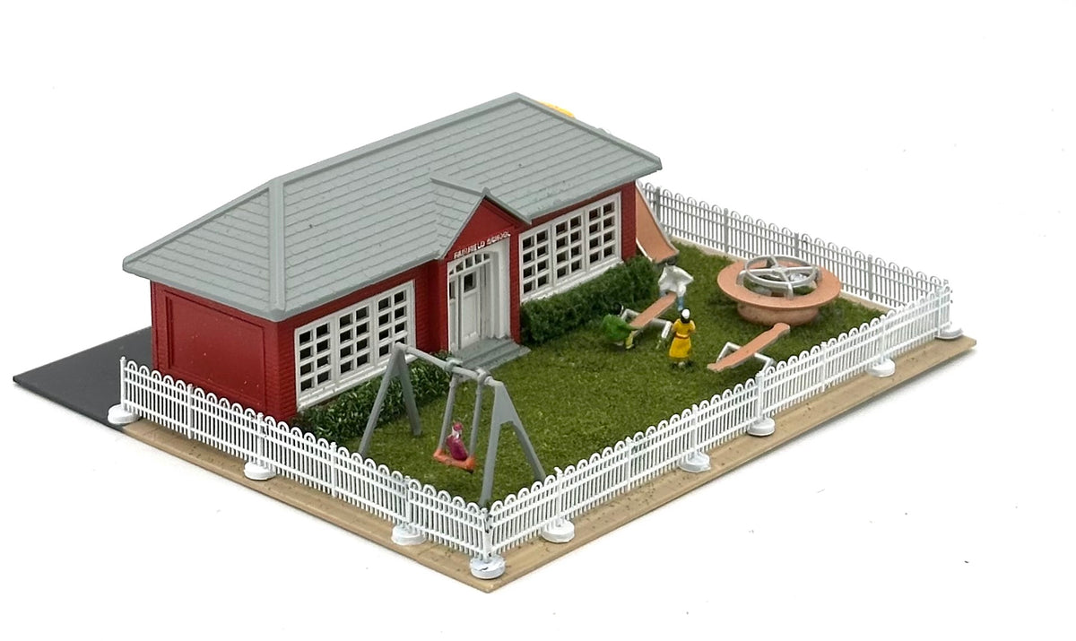 Bachmann N Scale Custom Painted "Fairfield School" New Diorama