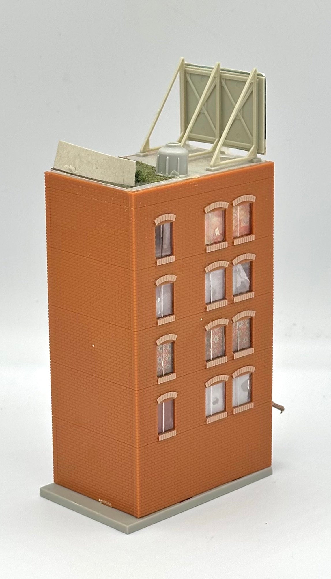 Tomix N Scale 4044 5-Story Office/Apartment Block.