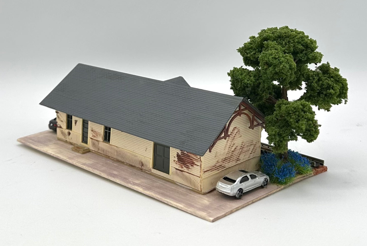 N Scale Custom Painted /Weathered Country Trackside Station. New Diorama
