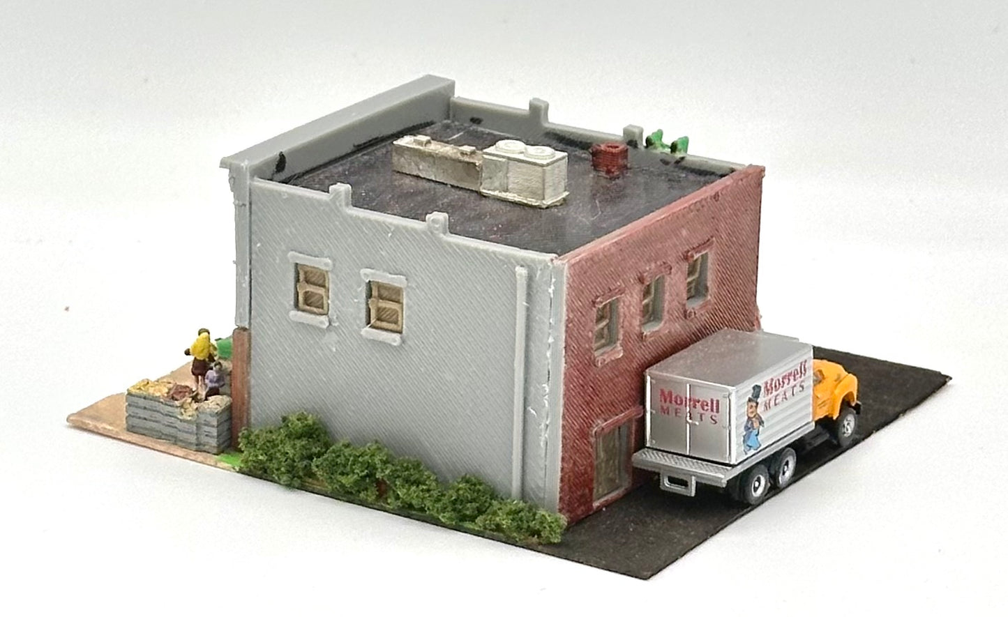 N Scale Custom Built/Painted Grocery Shop Diorama