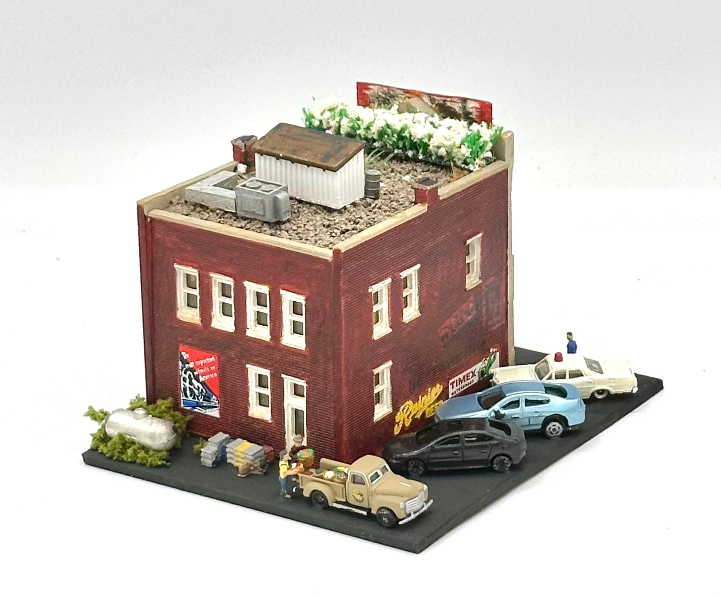 DPM N Scale Custom Painted/Weathered "Florist" Fully Assembled Lighted New Diorama.