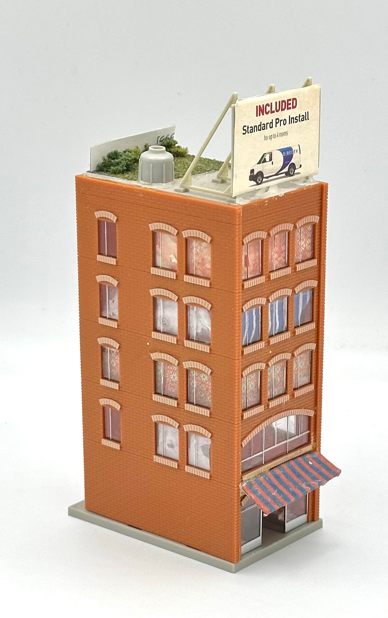 Tomix N Scale 4044 5-Story Office/Apartment Block.