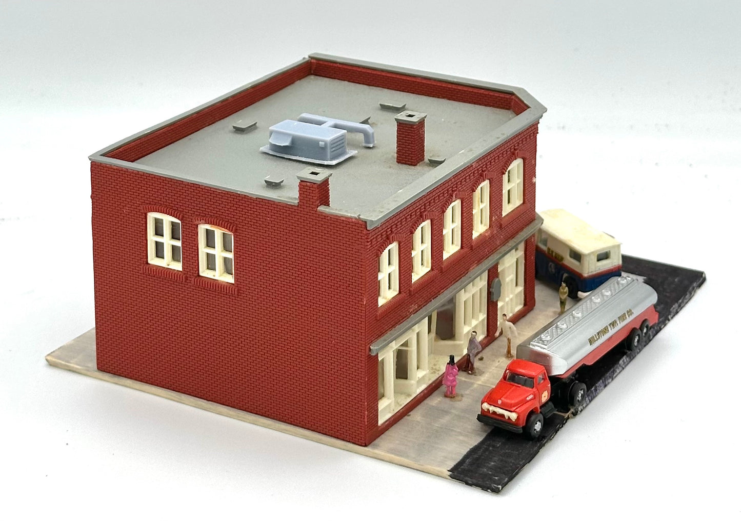 N Scale Custom, 2-Story , Shops/Apartments Lighted Diorama.