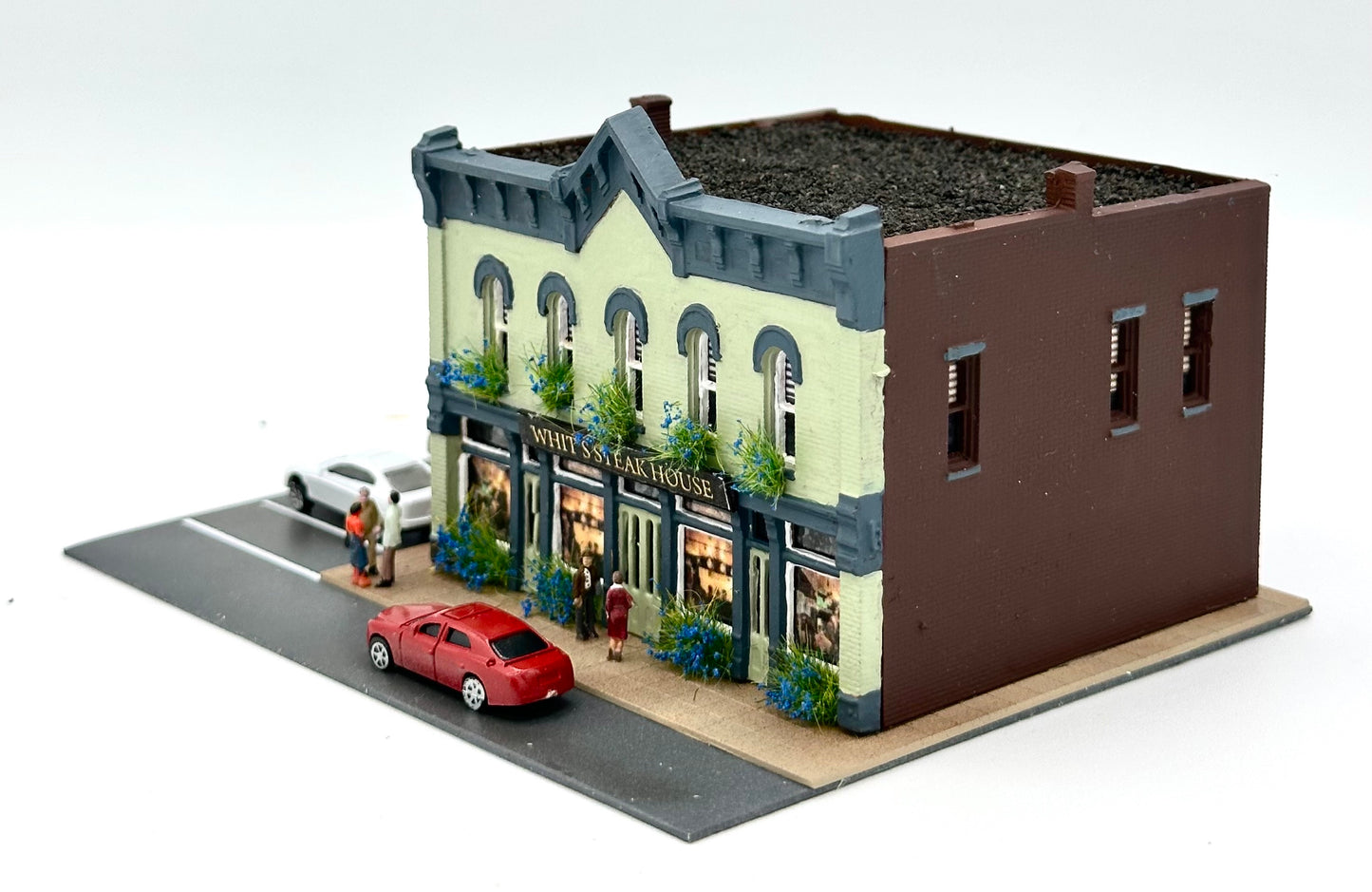 DPM Woodland Scenics N Scale Custom Painted "Whit's Steak House" Lighted Diorama.