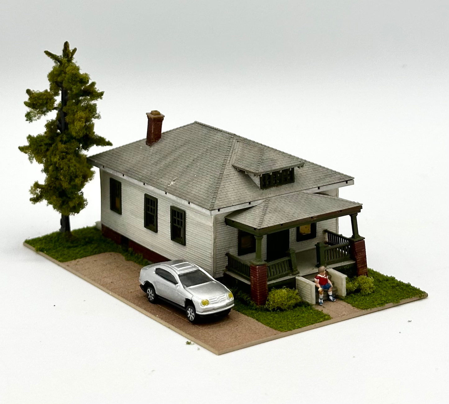 Atlas N Scale Custom Painted/Weathered Single Story Ranch Style House Fully Assembled New Diorama