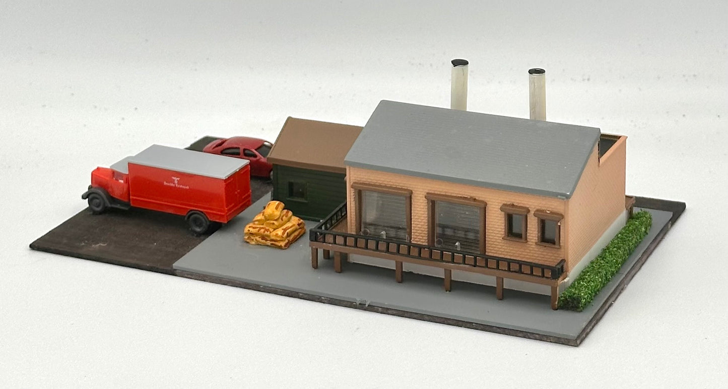N Scale Custom, Modern Industrial Warehouse Diorama.