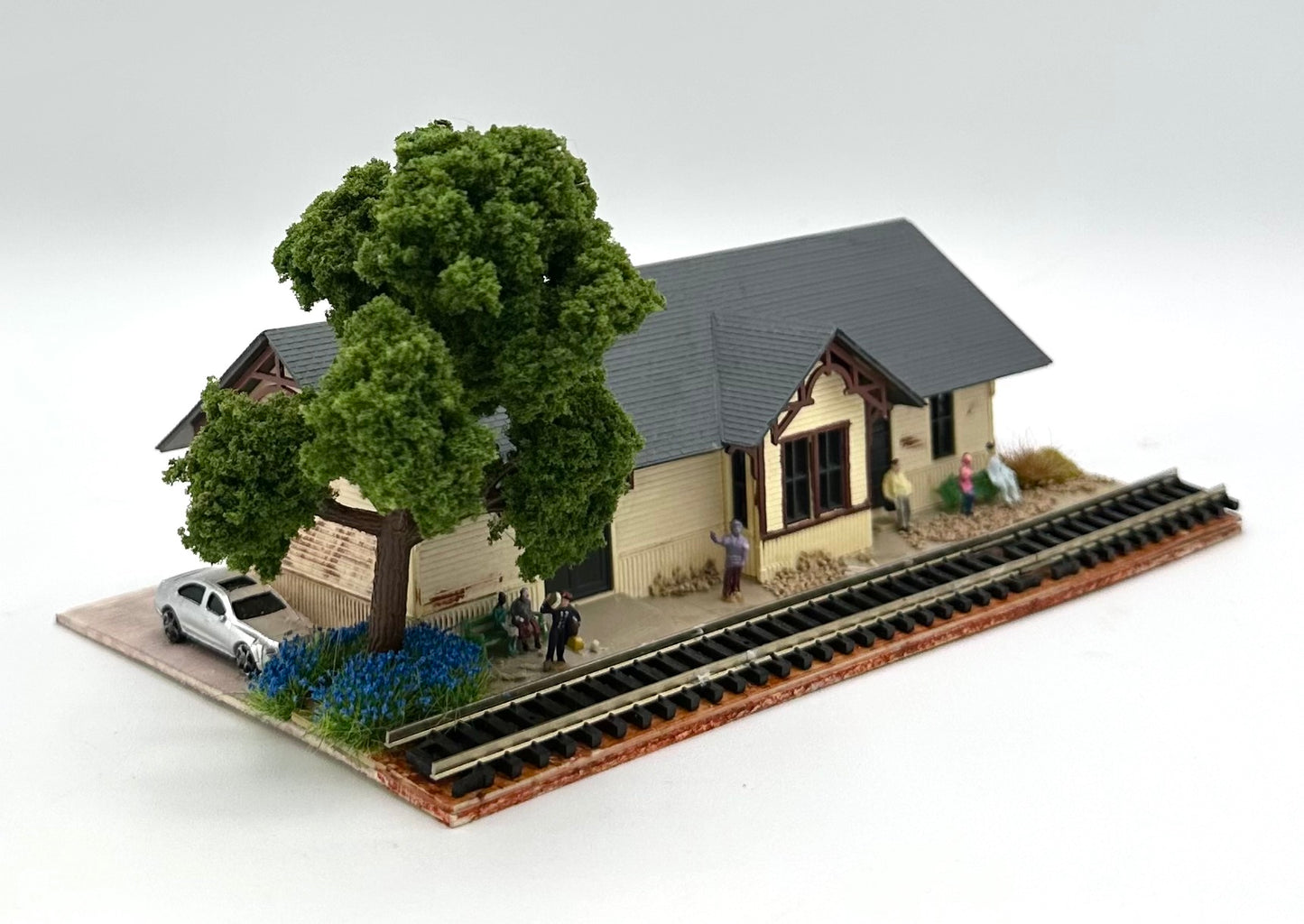 N Scale Custom Painted /Weathered Country Trackside Station. New Diorama