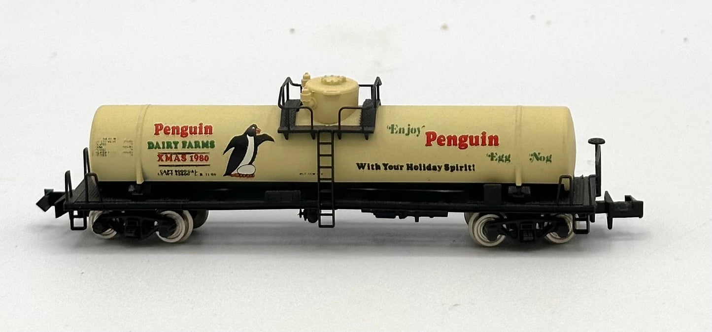Kato Con-Cor 808 N Scale Penguin Dairy Farms 1980 Christmas Tank Car VERY RARE