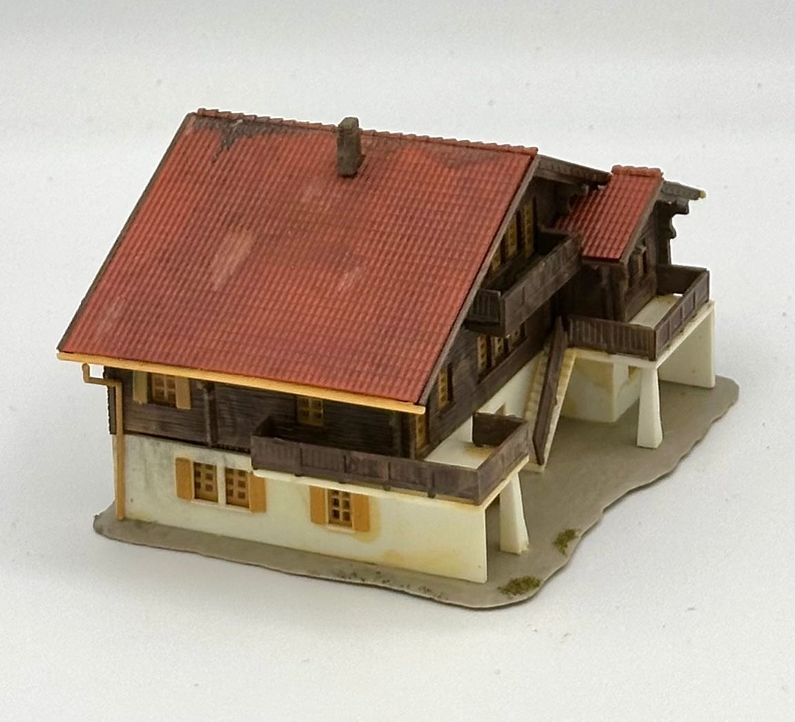 Kibri Z Scale 3-Story Mountain Style Chalet Weathered House Fully Assembled Lighted
