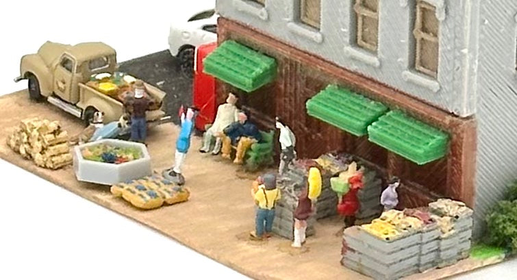 N Scale Custom Built/Painted Grocery Shop Diorama