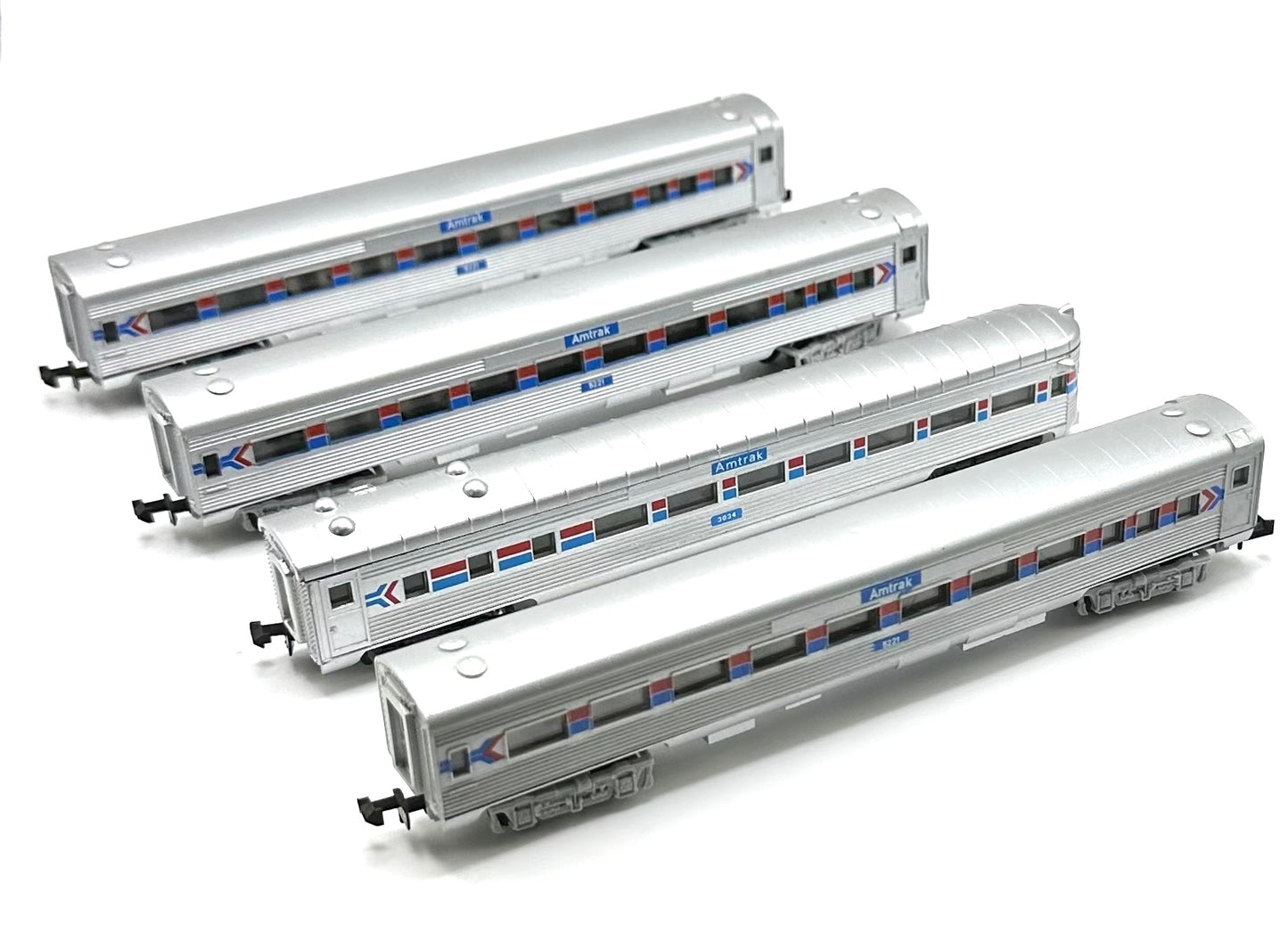 MiniTrix N Scale 4 Car Amtrak Passenger Car set