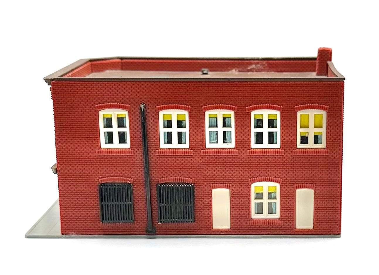 N Scale 2 Story Corner Building ,Shop, Bank & Apartments Fully Assembled