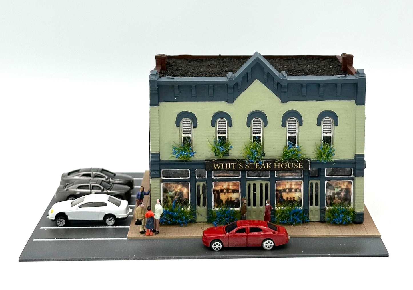 DPM Woodland Scenics N Scale Custom Painted "Whit's Steak House" Lighted Diorama.