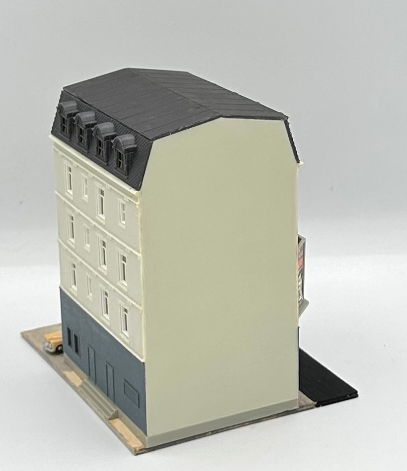 Pola N Scale Custom 5-Story Cinema Diorama
