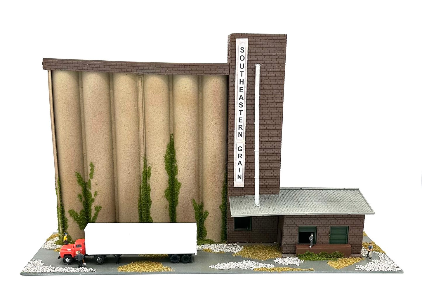 Walthers N Scale Southern Grain Elevator Building Custom Painted/Weathered New Diorama