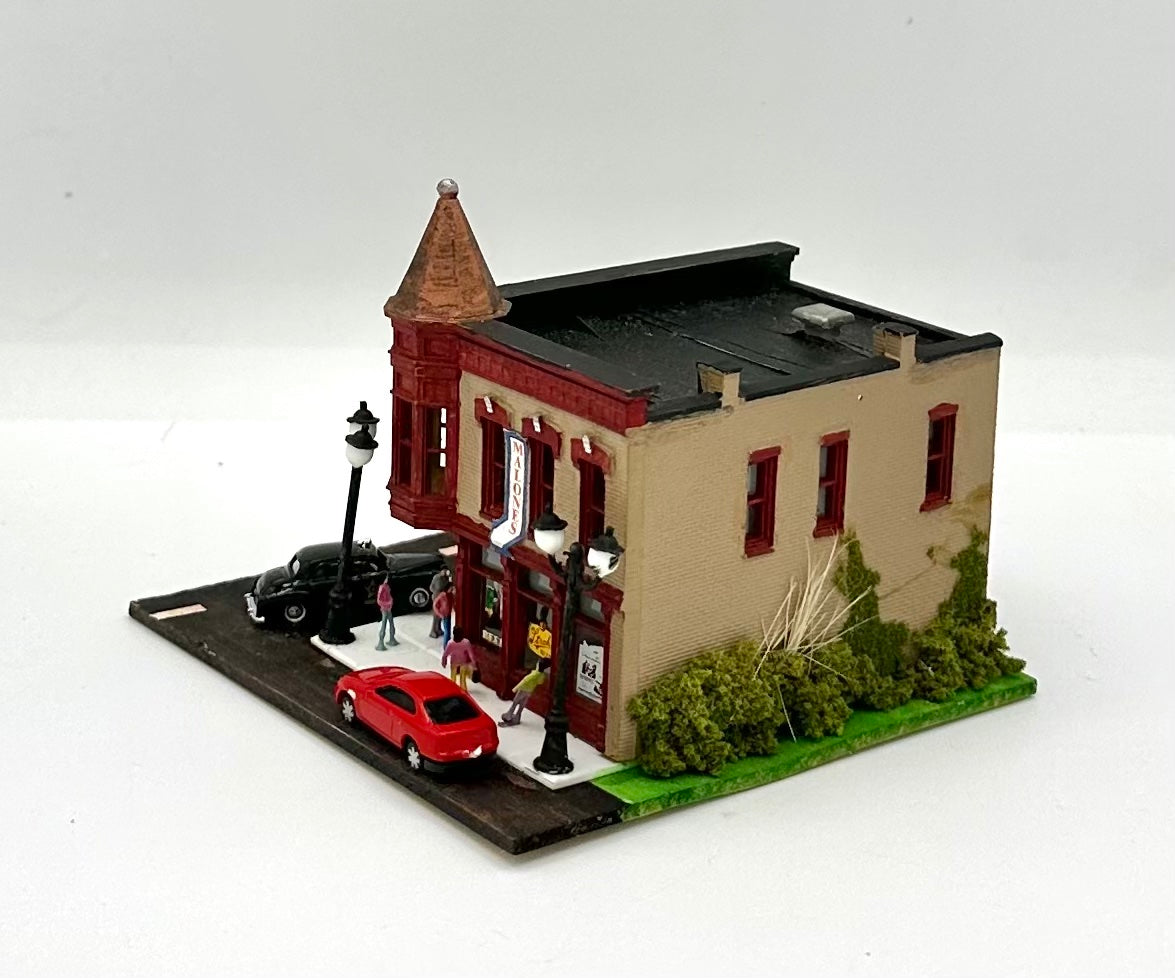 N Scale Custom DPM/Woodland Scenic Brick Built Corner Shops,Lighted Diorama