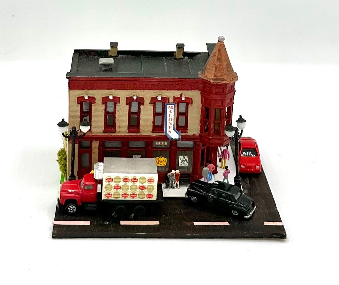 N Scale Custom DPM/Woodland Scenic Brick Built Corner Shops,Lighted Diorama