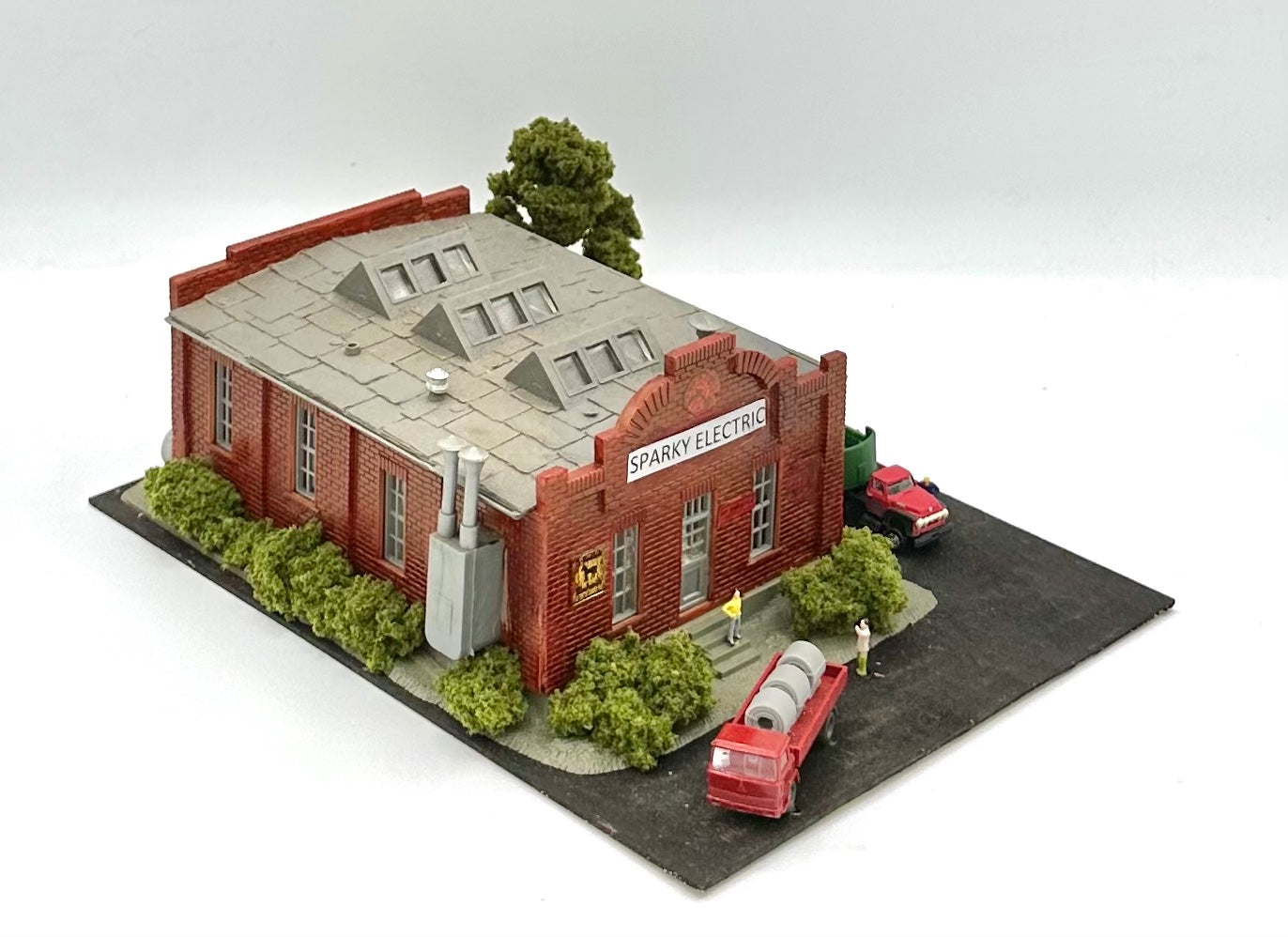 N Scale Model Power Custom Weathered "Sparky Electric" Building Diorama