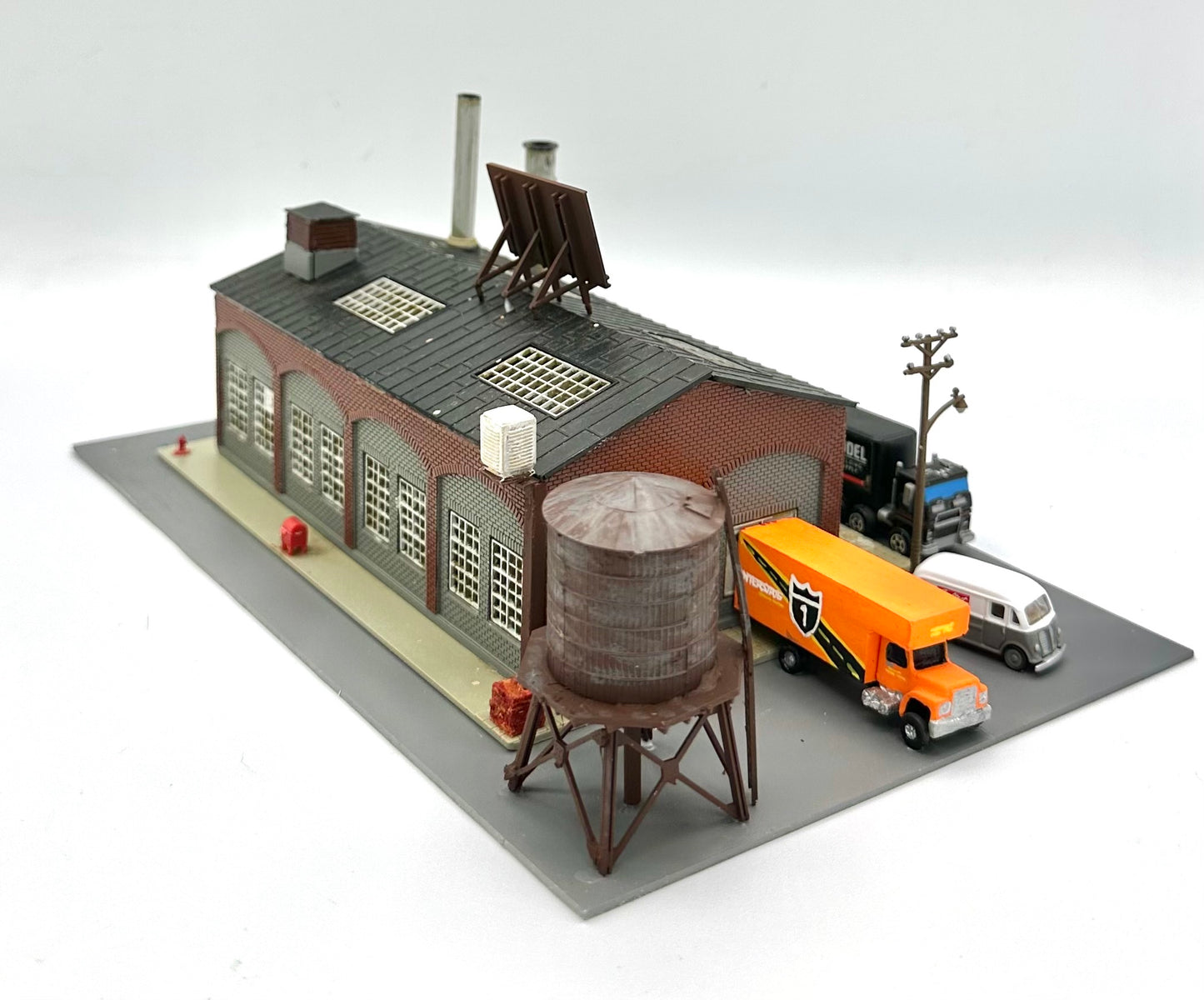 N Scale Custom Brick Built Weathered Single Story Factory Building Diorama.