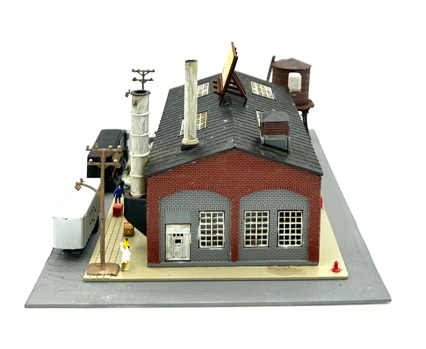 N Scale Custom Brick Built Weathered Single Story Factory Building Diorama.