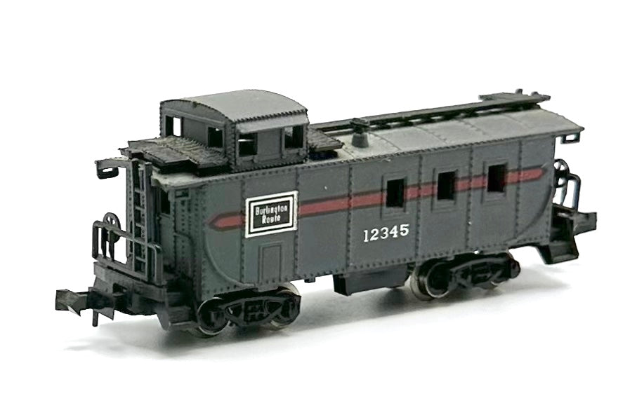 LifeLike N Scale Burlington Route Offset Cupola Rivet side caboose