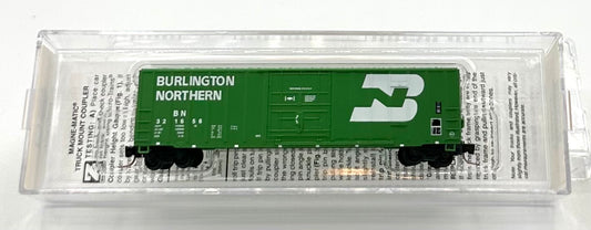 Micro Trains MTL Z Scale 511 00 123 Burlington Northern 50' Rib side Box Car