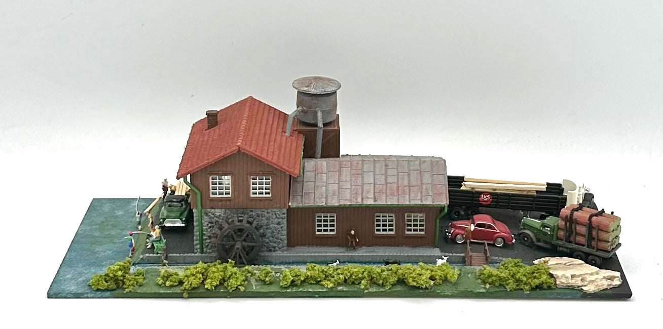 Model Power N Scale Custom 2 Story Riverside Lumber Mill Lighted Diorama