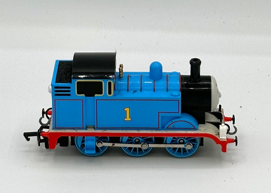 Bachmann HO Scale Thomas & Friends Thomas "1" Engine + Coaches "Annie", "Clarabel " and Troublesome Trucks