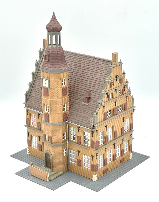 Kibri N Scale Very Rare 5-Story City Hall Building, Fully Assembled.