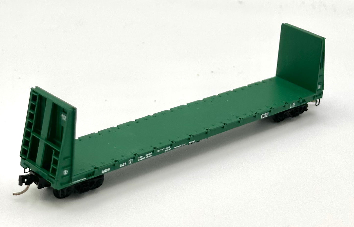 MicroTrains MTL N Scale 540100 MDW 61'8" BulkHead Flatcar