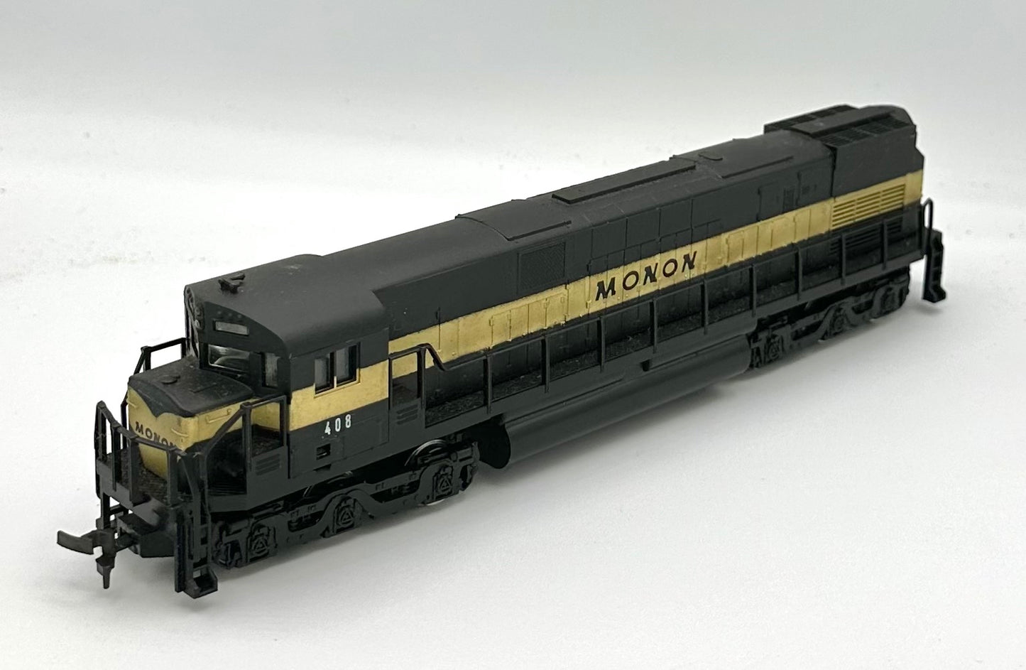 LifeLike HO Scale Alco Century 628 Monon Locomotive