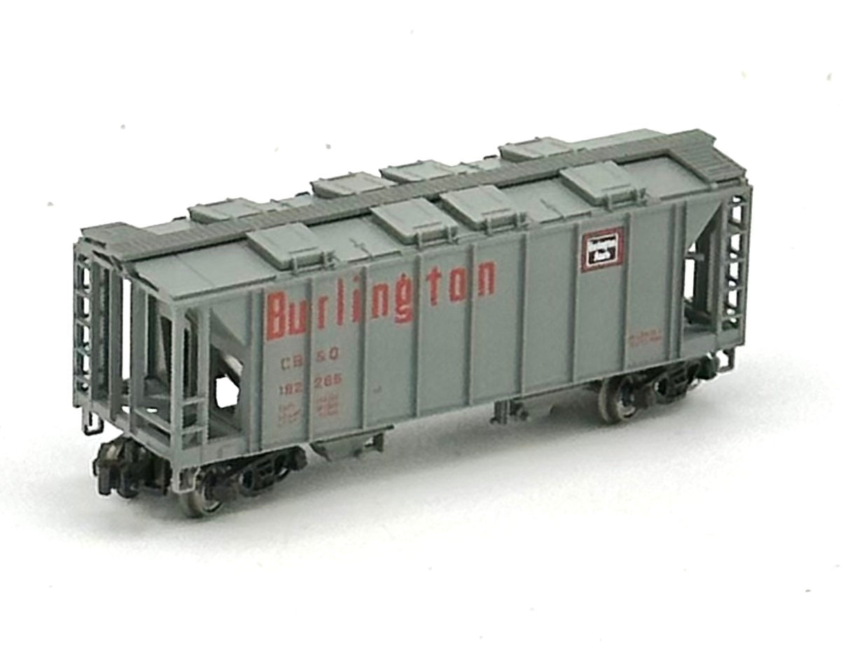 Kato N Scale Burlington 2 Bay Covered Hopper Freight Car