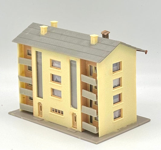 Vollmer N Scale Modern 4-Story Apartment Complex.